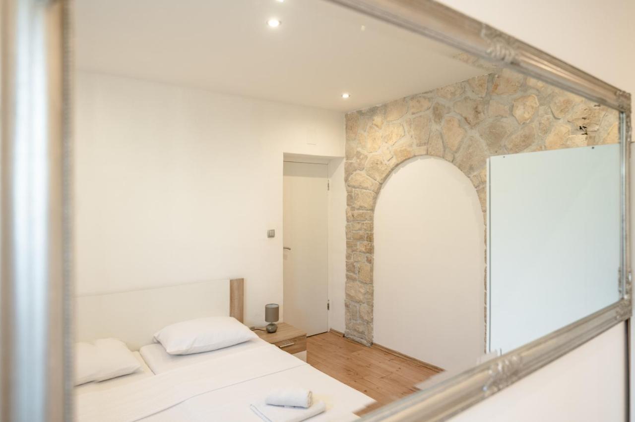 M Apartman